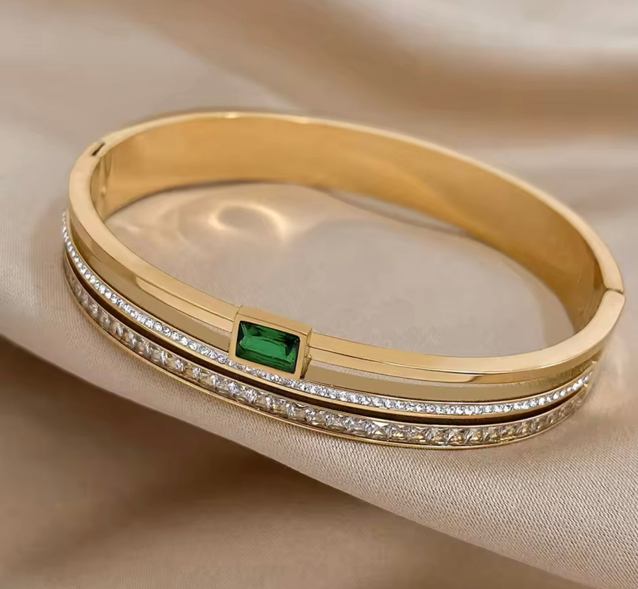 Luxury Green Stone Crystal Cuff Bangle