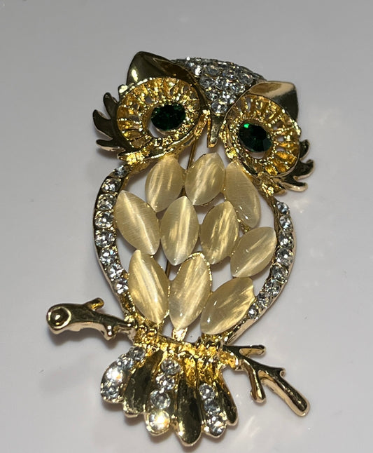 “Hedwig” Enamel Owl Brooch