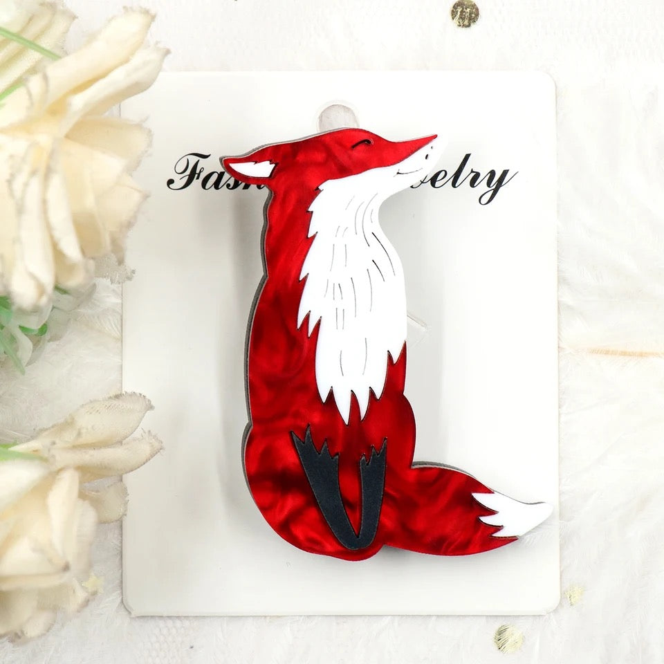 Suave Red Fox Brooch