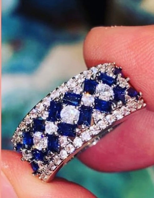 Elegant 925 Silver Cubic Zirconia Simulated Sapphire & Diamond Ring.