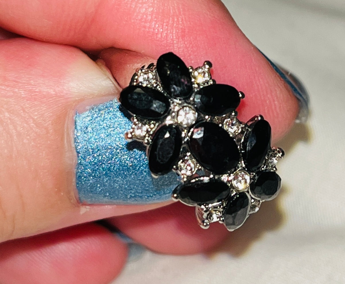 Black Onyx Floral Ring