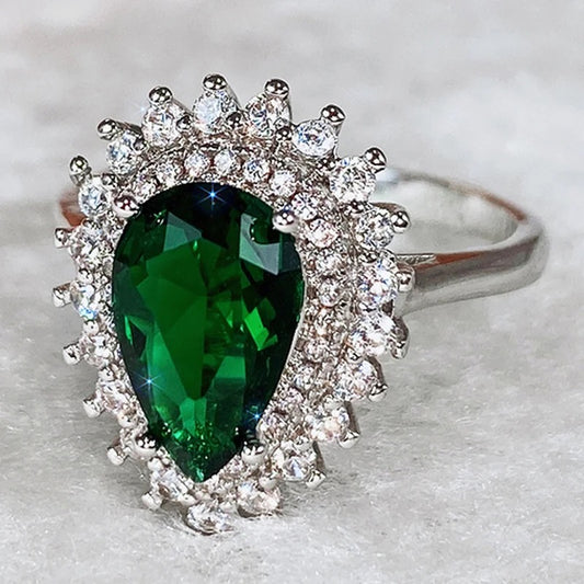 Bright Green Pear-Crystal Noble Ring