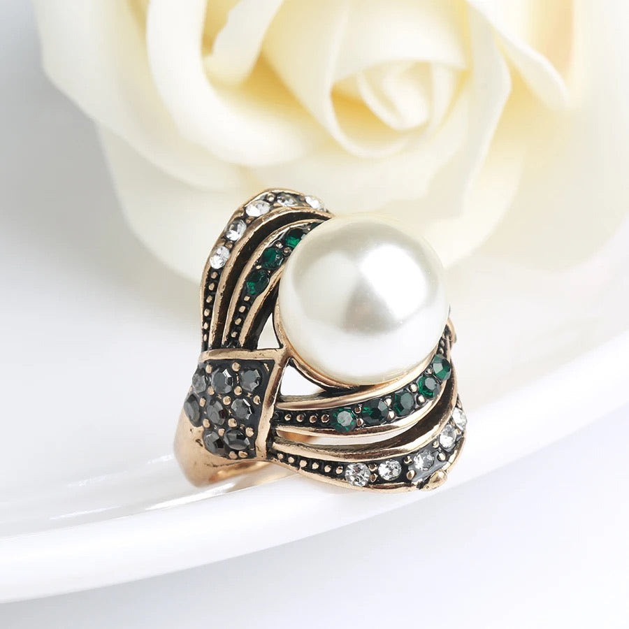 Big “Pearl of the Sea” CZ Ring