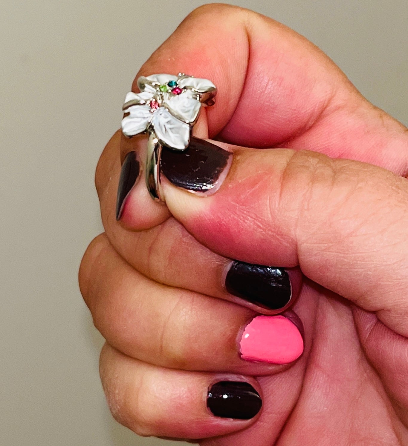 Frosted Poinsettia Ring