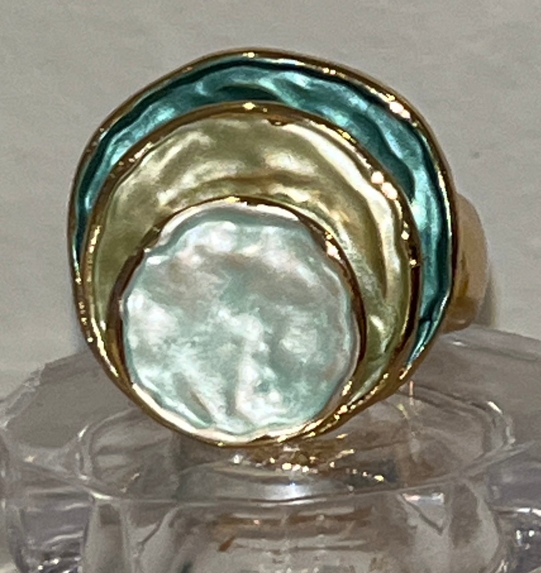 Circular Layered Luxurious Artisan Ring