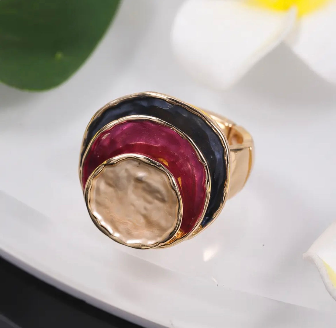 Circular Layered Luxurious Artisan Ring